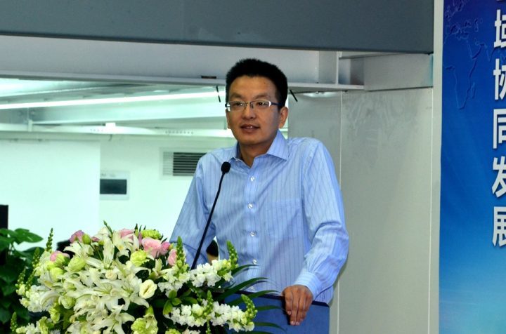 16-中國科學技術發(fā)展戰(zhàn)略研究院研究員郭戎做演講.jpg