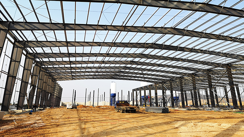 門式鋼架鋼結構工程：禹州華泰建材鋼結構廠房