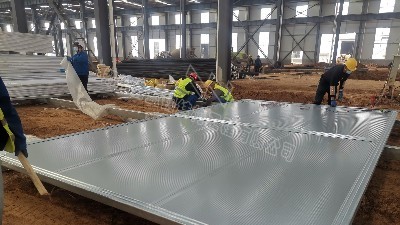 蔚藍鋼構百科：鋼結構廠房大門制作、安裝該注意什么